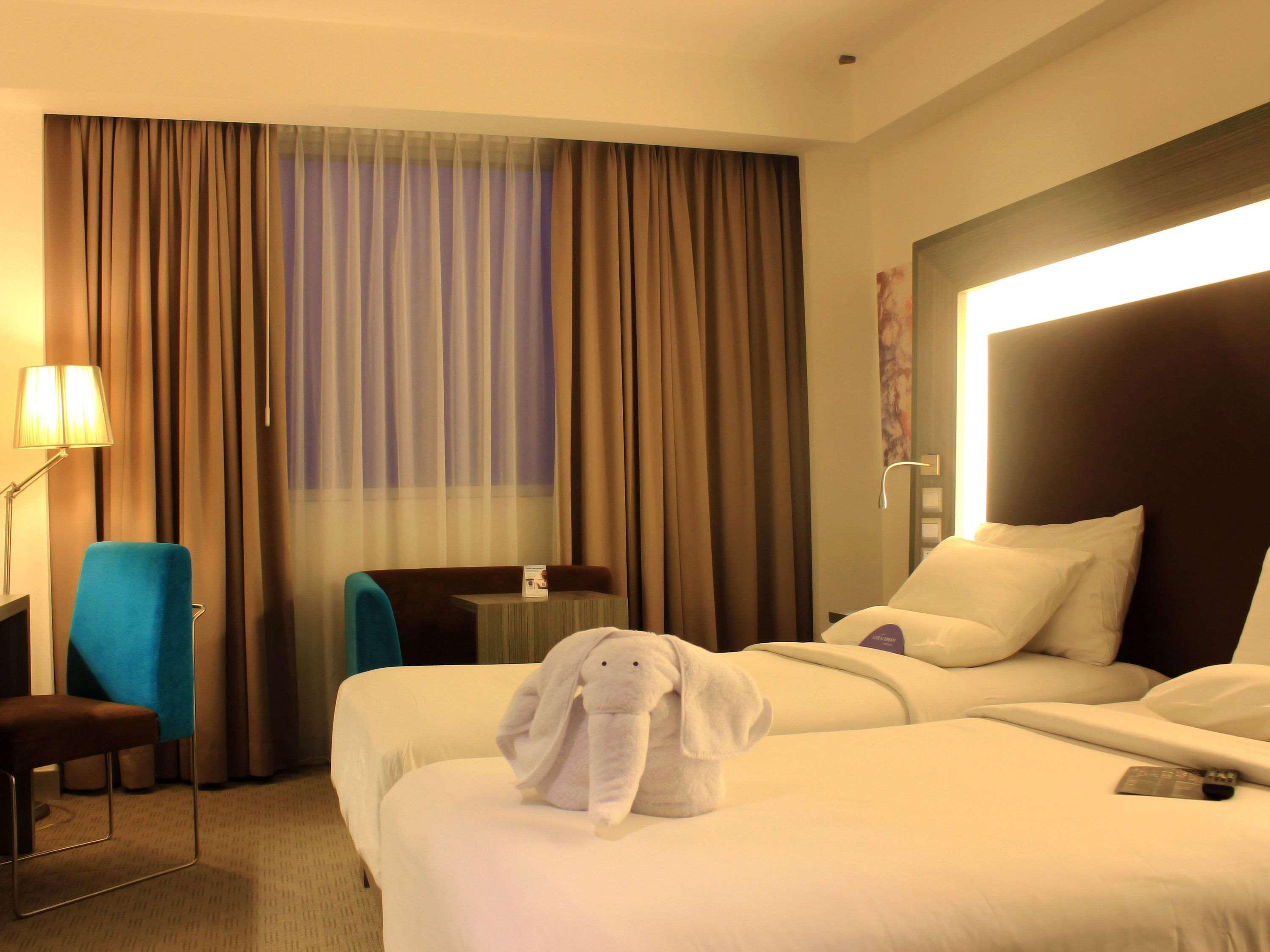 Novotel Bangka Hotel&Convention Center Pangkal Pinang Exterior foto