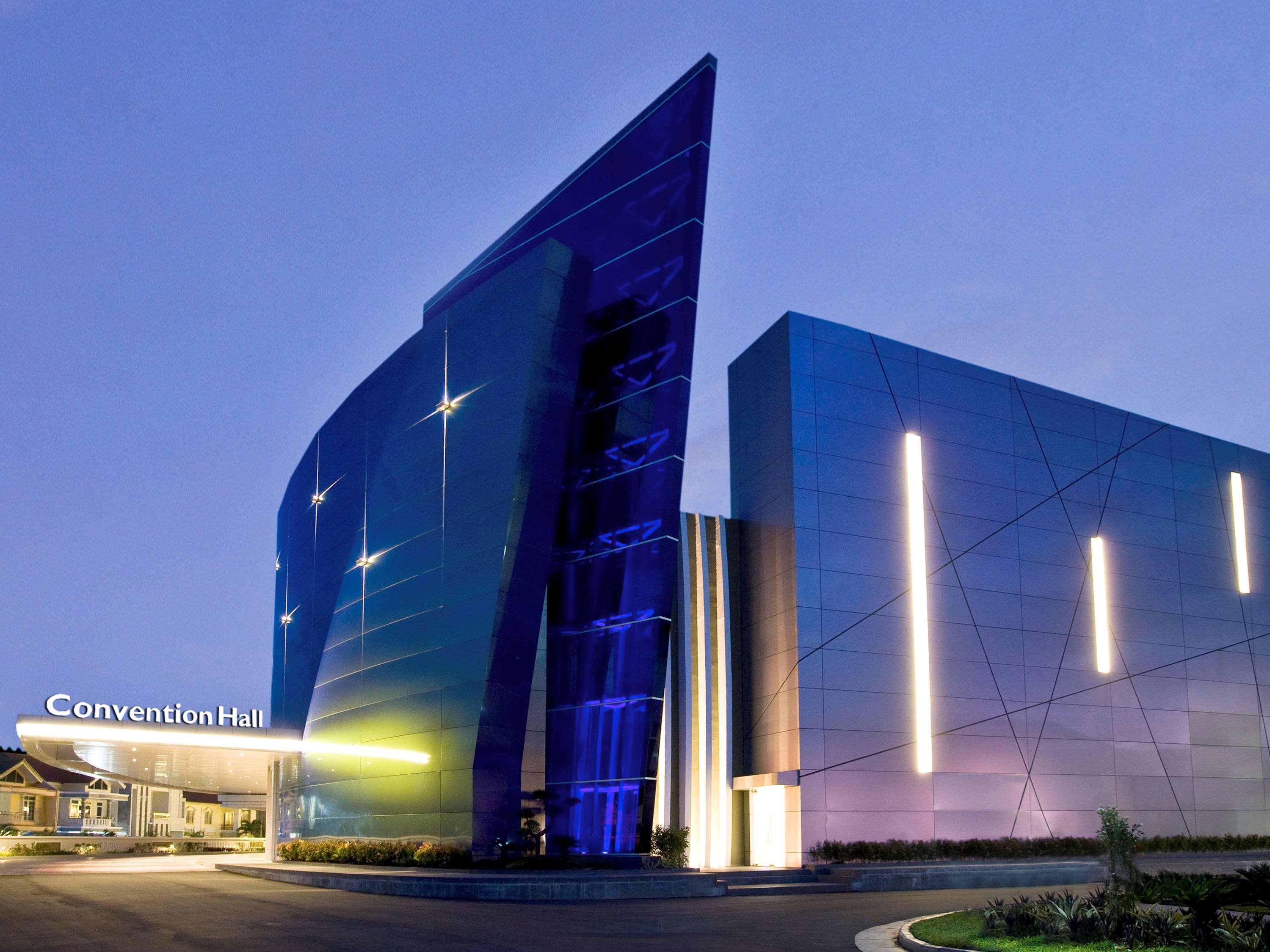 Novotel Bangka Hotel&Convention Center Pangkal Pinang Exterior foto