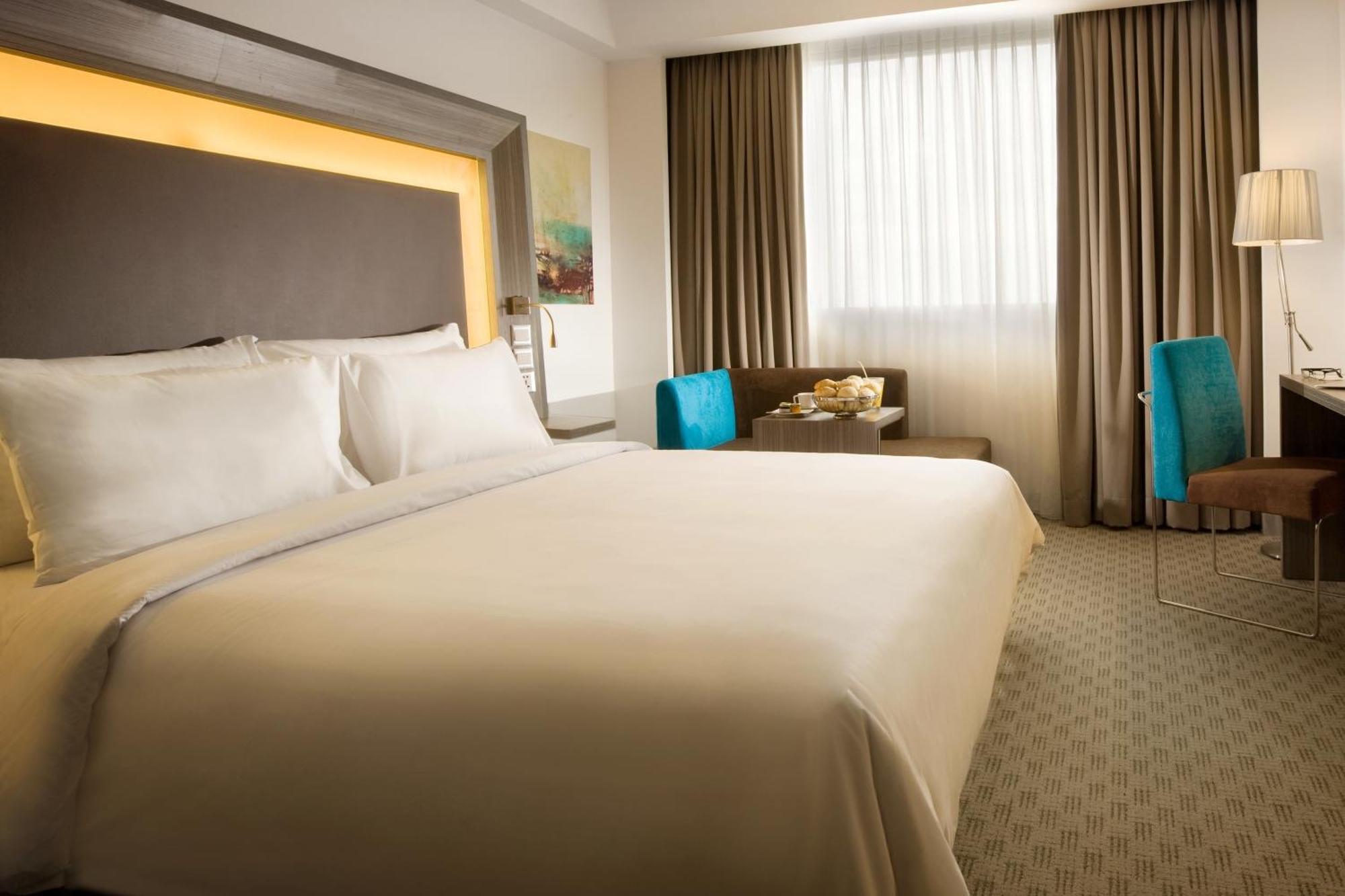 Novotel Bangka Hotel&Convention Center Pangkal Pinang Zimmer foto