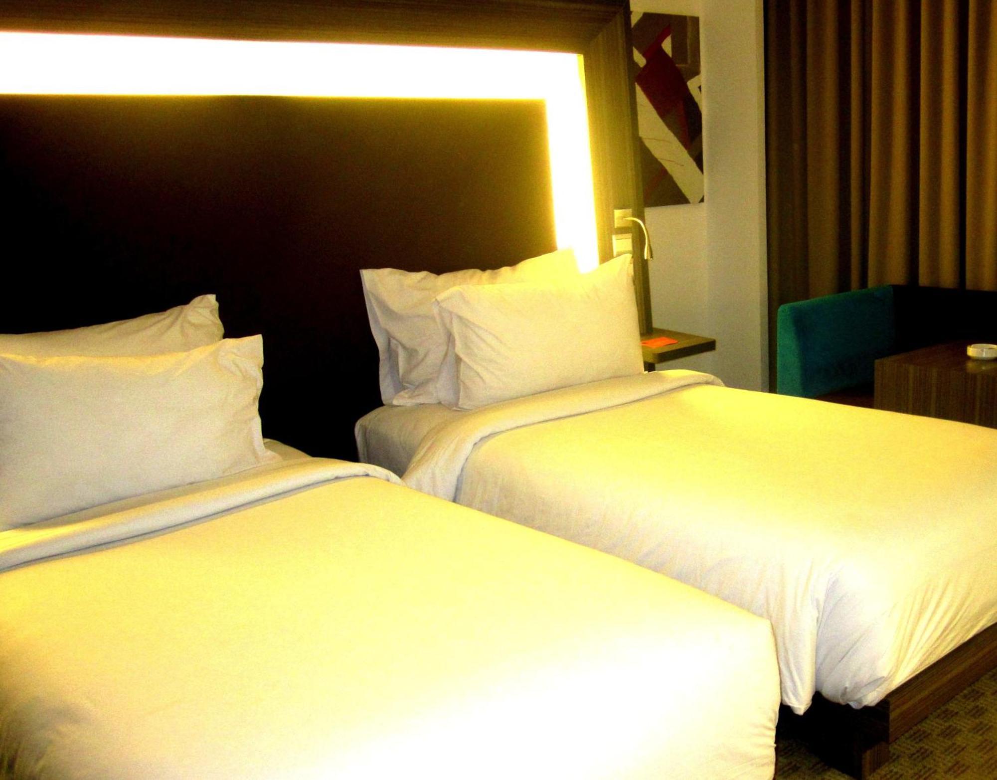 Novotel Bangka Hotel&Convention Center Pangkal Pinang Zimmer foto